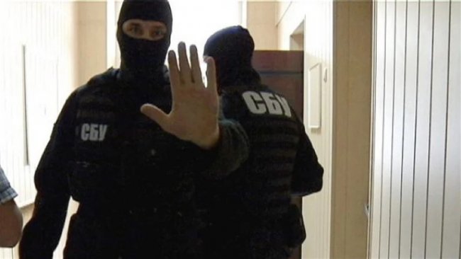 СБУ провела обшуки у Мураєва: знайдено гроші і зброю