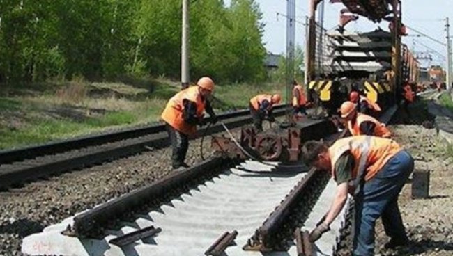 Россияне начали строить железную дорогу из Ростова в Крым через Запорожскую область