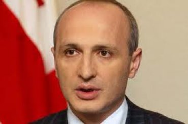 Экс-премьеру Грузии новая власть уже шьет дело
