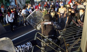 В Мексике инаугурацию президента отметили беспорядками – более сотни раненых