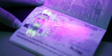 Евросоюзу украинские биометрические паспорта не нужны