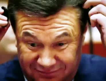 Янукович хочет участия в полете на Луну с индусами