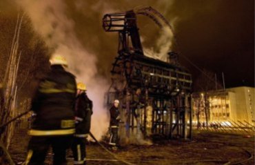 В Швеции вандалы сожгли гигантскую рождественскую козу