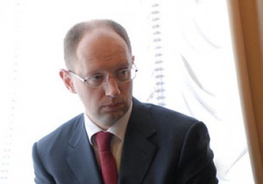 Яценюк: Законопроект о госбюджете на 2013 год и закон – два разных документа