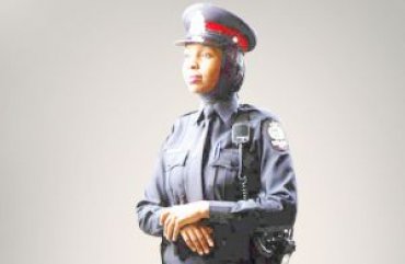 Мусульманки-полицейские в Канаде смогут носить хиджаб