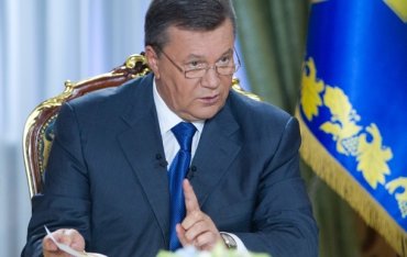 Янукович потребовал бюджет под елочку