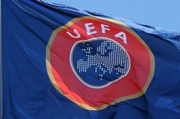 УЕФА запретила крымским клубам играть в России