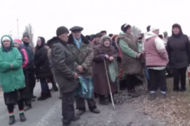 Пенсионеры на Донбассе устроили Армагеддон