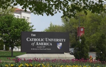 В США в католическом университете заставили «заговорить» стены