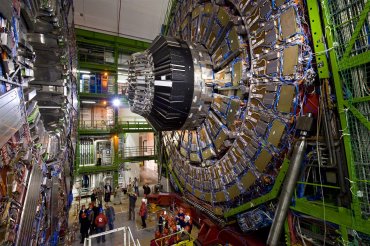 Ученые начали готовить Большой адронный коллайдер к новому запуску