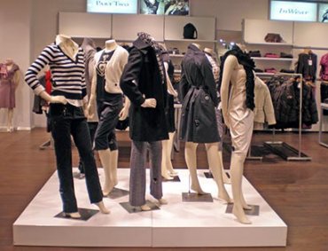 Российские магазины не закупают новые коллекции одежды