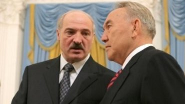 Зачем Лукашенко и Назарбаев прилетают в Киев