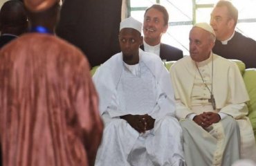 Папа Франциск завершил свой визит в Африку