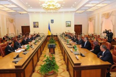 Премьером Украины предлагают назначить иностранца