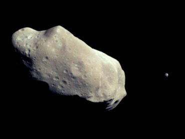 На Землю летит двухкилометровый астероид-разрушитель
