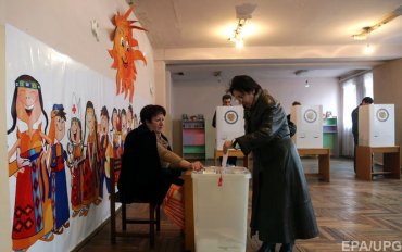 Армяне на референдуме проголосовали за ограничение власти президента