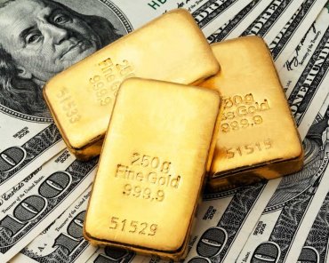 За пять лет Украина потеряла больше половины золотовалютных запасов