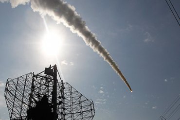 В России часть крылатой ракеты попала в жилой дом