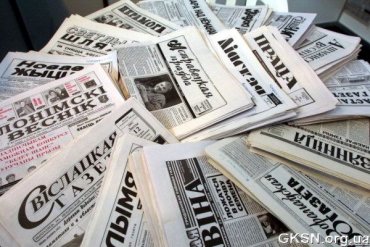 Порошенко ветировал закон о реформировании печатных СМИ