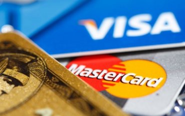 Visa и MasterCard отключили банки РФ, которые ведут бизнес в Крыму