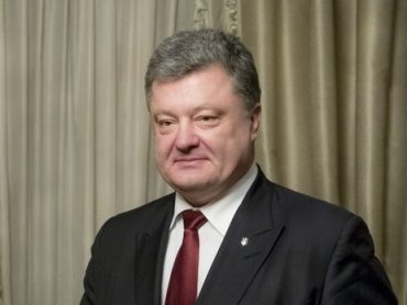 Порошенко прокомментировал своим депутатам компромат Онищенко