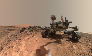 NASA: Марсоход Curiosity нашел на Красной планете жизнь