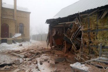 В Дебальцево во время артобстрела пострадал храм УПЦ МП