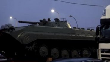 В Украину прибыла первая партия «чешских» БМП-1