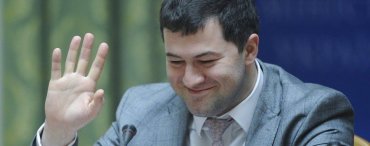 Кабмин нарушил процедуры, когда увольнял Насирова – политтехнолог