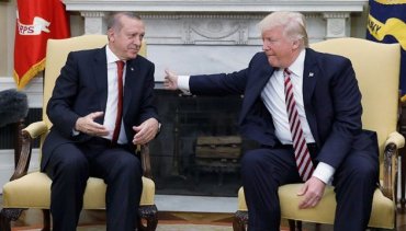 Трамп пообещал Эрдогану выдать Гюлена