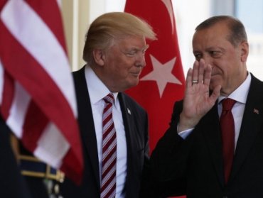 Белый дом: Трамп не обещал Эрдогану выдать Гюлена