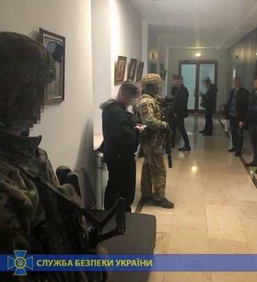 СБУ проводит обыски в одесском аэропорту