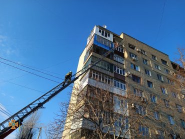 В Покровске в многоэтажке прогремел мощный взрыв: есть пострадавшие