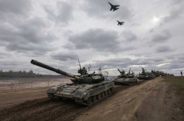 В наступлении на Украину Россия задействует 175 тысяч военных – разведка США