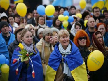 Беларусь стала врагом, а с Россией нужен визовый режим – социологи рассказали о настроениях украинцев