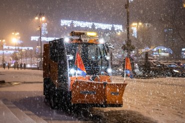 Киев завалит снегом: горожан попросили отказаться от личного транспорта