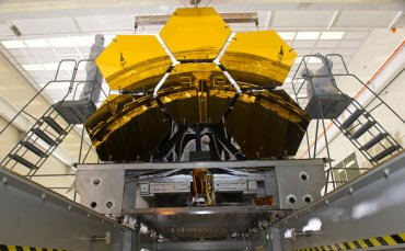 NASA отправило в космос самый большой телескоп