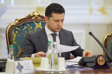 Зеленский сегодня проведет заседание СНБО: что рассмотрят