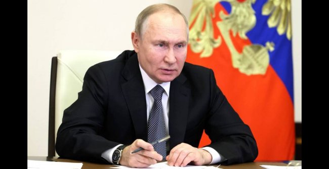 Путін закликав спецслужби шукати зрадників, шпигунів та диверсантів