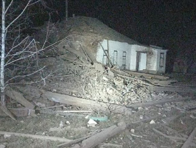 Ночью россияне ударили ракетами по пригороду Запорожья