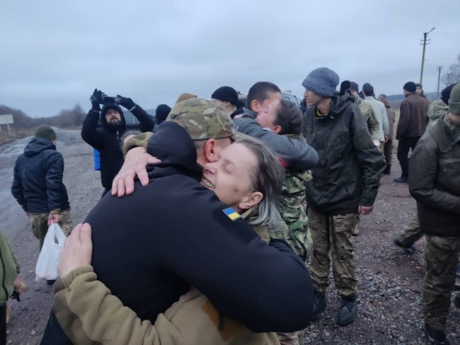 Україна повернула додому 140 полонених