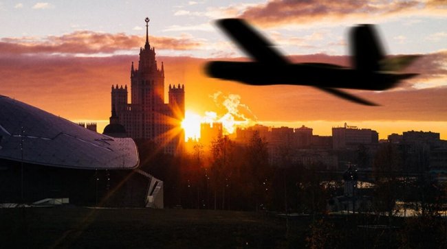 Безпілотники вночі атакували Москву: подробиці