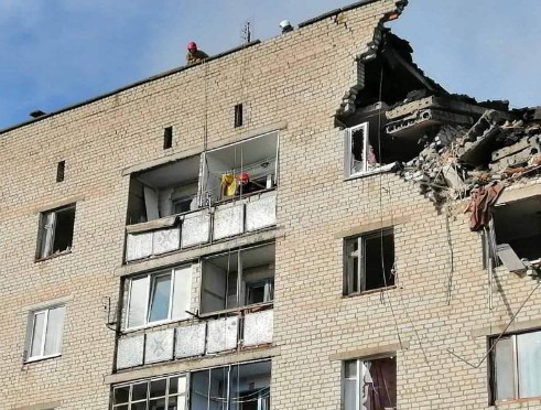От взрыва пострадало несколько квартир