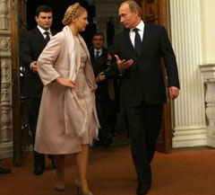 Юлия Тимошенко и Владимир Путин во время встречи в Ялте. 19 ноября