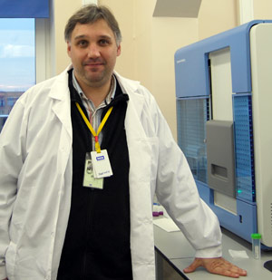 Генетик, заведующий лабораторией Егор Прохорчук.