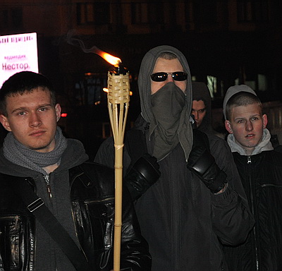 Новый Регион: ''Москалей на ножи!'' – шествие в центре Киева (ФОТО)