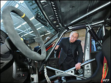 Владимир Путин на заводе 