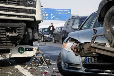 Германия: столкновение 130 автомобилей 