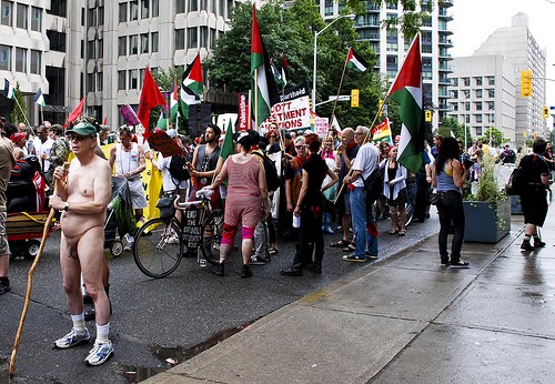Торонто: борьба с гомосексуалистами-антисемитами 