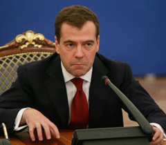 Дмитрий Медведев во время  пресс-конференции в Киеве. 17 мая